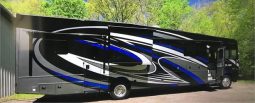 2022 THOR MOTOR COACH OUTLAW 38MB